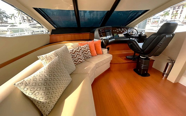 Аренда моторной яхты Sunseeker Manhattan 60 Sea Scape на Пхукете, Таиланд